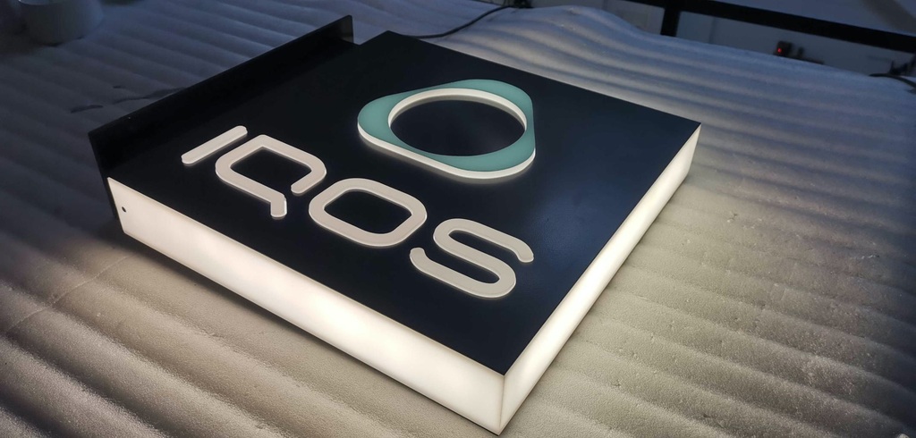 lumineux caisson front and side light iqos